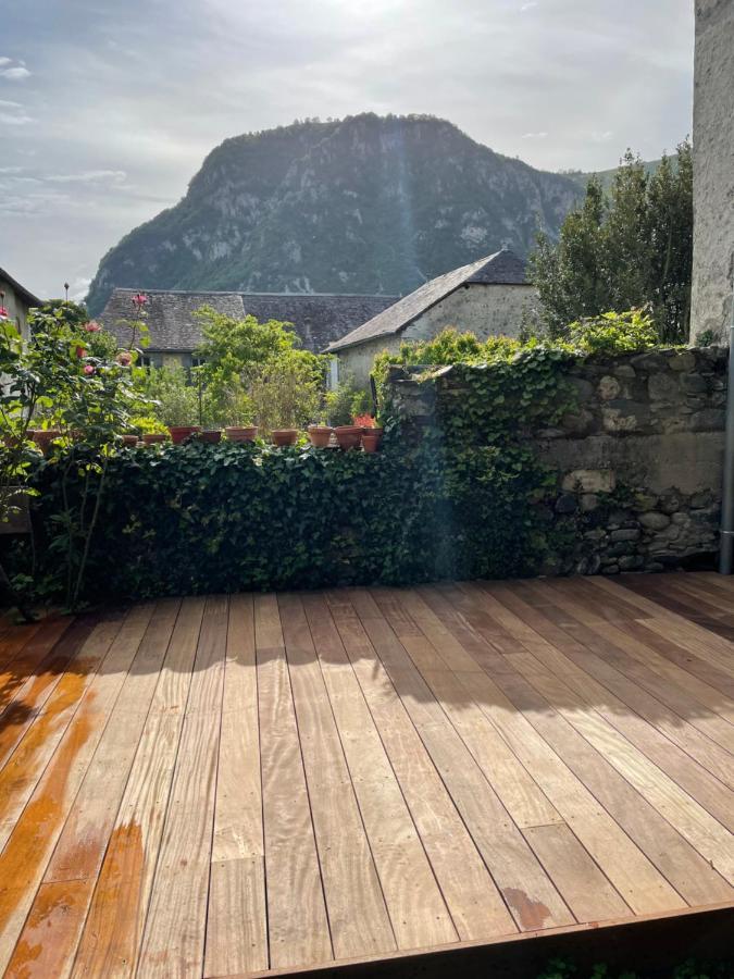 Apartamento Le Monrepos Avec Jacuzzi Nordique Bielle Exterior foto